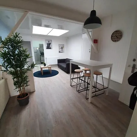 Πανσιόν Maison Conviviale *